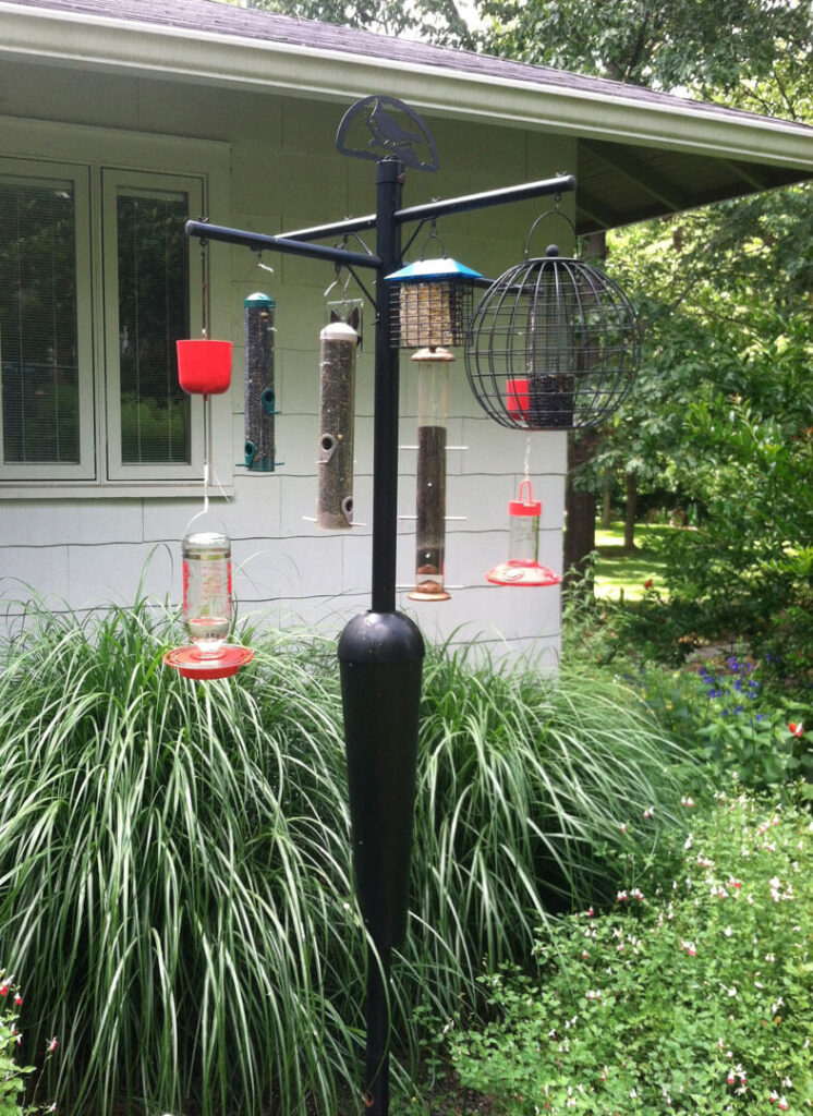 Squirrel Stopper Bird Pole Feeder